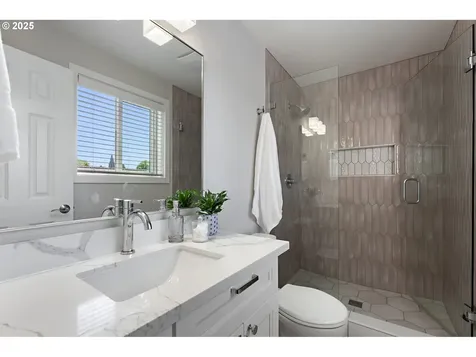 7225 SW Anne Street Beaverton OR 97008
