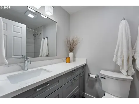 7225 SW Anne Street Beaverton OR 97008