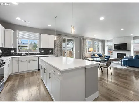 3503 NW 2nd Avenue Hillsboro OR 97124
