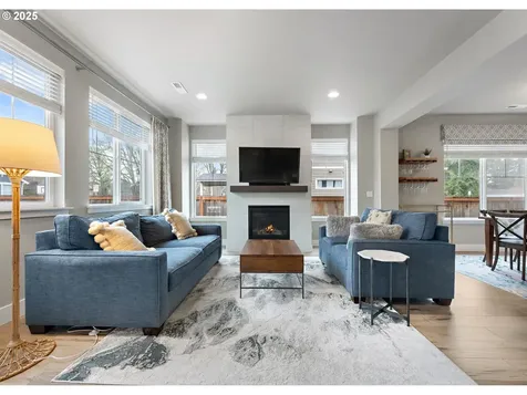 3503 NW 2nd Avenue Hillsboro OR 97124