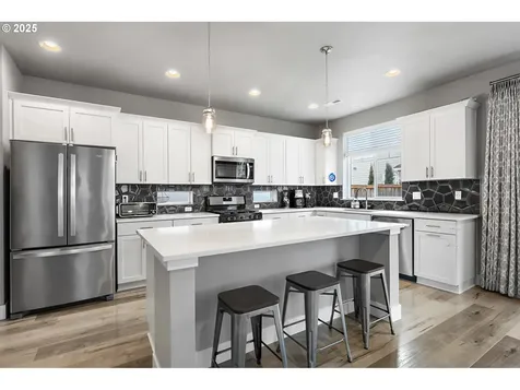 3503 NW 2nd Avenue Hillsboro OR 97124