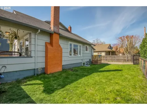 635 SE 4th Street Gresham OR 97080