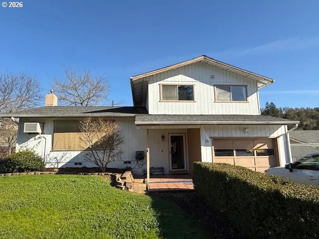 111 SE Cerrito Court Myrtle Creek OR 97457