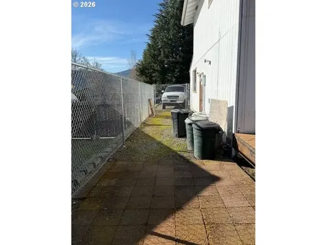 111 SE Cerrito Court Myrtle Creek OR 97457