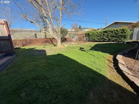 111 SE Cerrito Court Myrtle Creek OR 97457