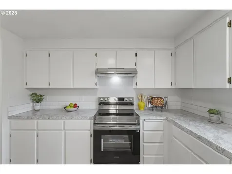73345 Apiary Road Rainier OR 97048