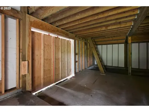 73345 Apiary Road Rainier OR 97048