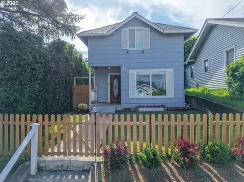 929 S 7th Street Coos Bay OR 97420
