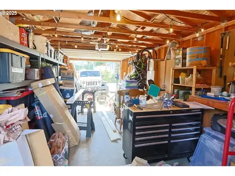 929 S 7th Street Coos Bay OR 97420