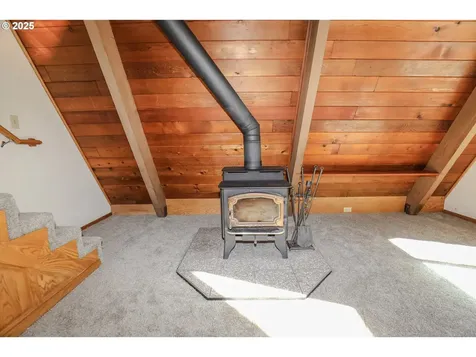 9235 Tyee Road Umpqua OR 97486