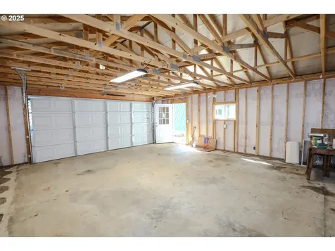 9235 Tyee Road Umpqua OR 97486