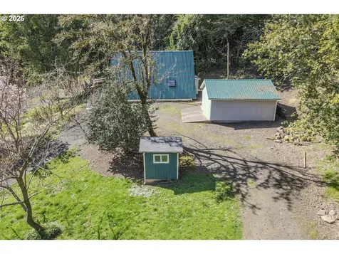 9235 Tyee Road Umpqua OR 97486