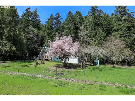 9235 Tyee Road Umpqua OR 97486