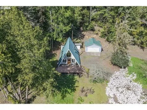 9235 Tyee Road Umpqua OR 97486