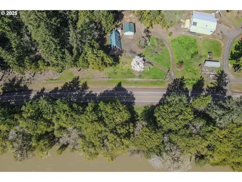 9235 Tyee Road Umpqua OR 97486