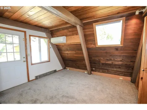 9235 Tyee Road Umpqua OR 97486
