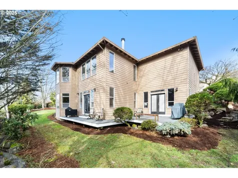 9216 NW Bartholomew Drive Portland OR 97229