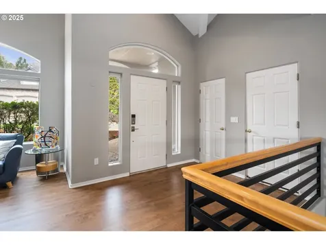 9216 NW Bartholomew Drive Portland OR 97229