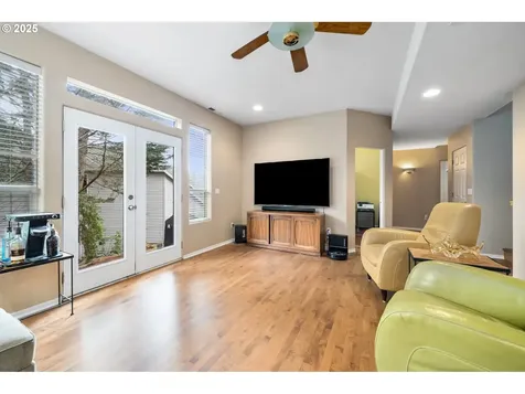 9216 NW Bartholomew Drive Portland OR 97229