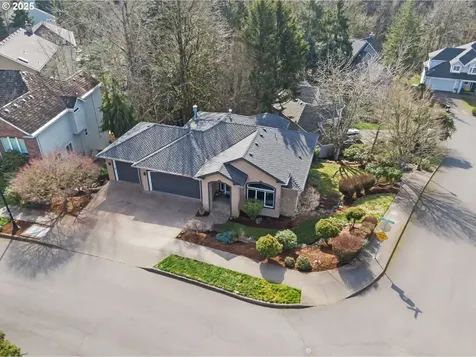 9216 NW Bartholomew Drive Portland OR 97229