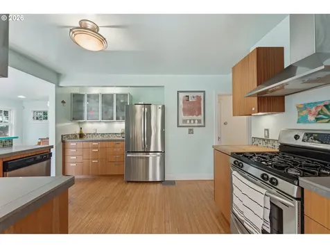 6007 SE 14th Avenue Portland OR 97202