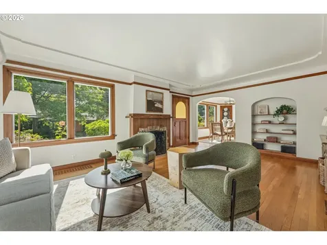6007 SE 14th Avenue Portland OR 97202