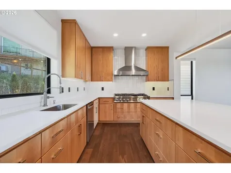 133 Cedar Falls Drive Kelso WA 98626