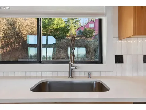 133 Cedar Falls Drive Kelso WA 98626