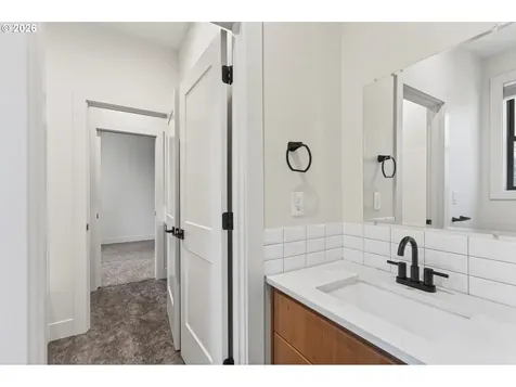 133 Cedar Falls Drive Kelso WA 98626
