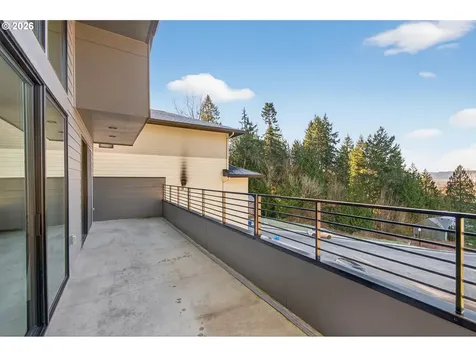 133 Cedar Falls Drive Kelso WA 98626