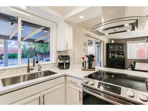 1475 NE Oleander Lane Hillsboro OR 97124