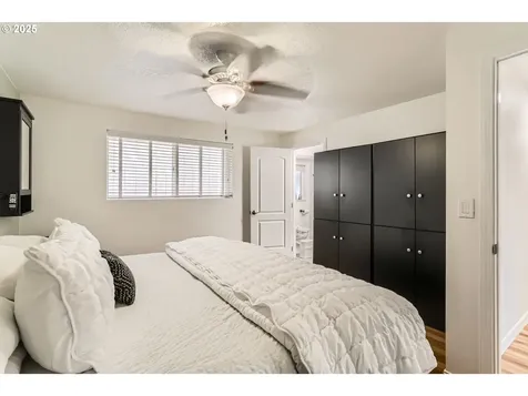 1475 NE Oleander Lane Hillsboro OR 97124