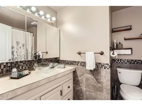 1475 NE Oleander Lane Hillsboro OR 97124