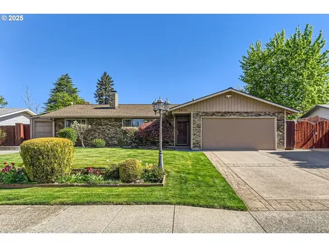 1475 NE Oleander Lane Hillsboro OR 97124