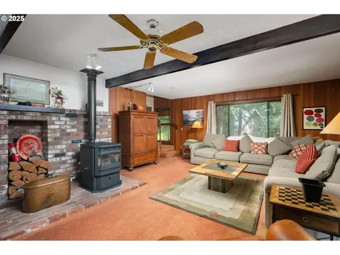 70198 E Barlow Trail Road Rhododendron OR 97049