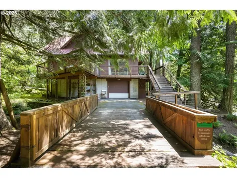 70198 E Barlow Trail Road Rhododendron OR 97049