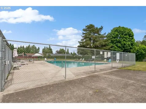 806 NE Nightingale Court Keizer OR 97303