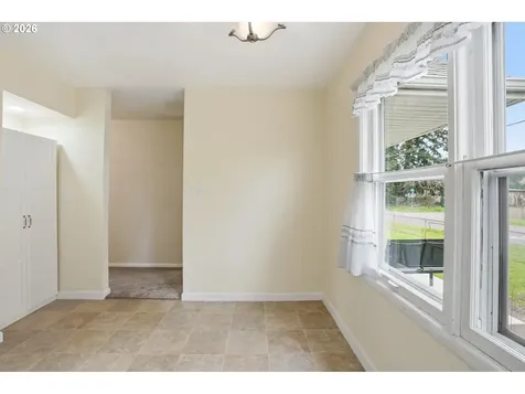 6410 SE Ogden Street Portland OR 97206