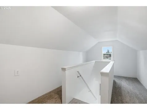 6410 SE Ogden Street Portland OR 97206