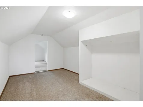 6410 SE Ogden Street Portland OR 97206