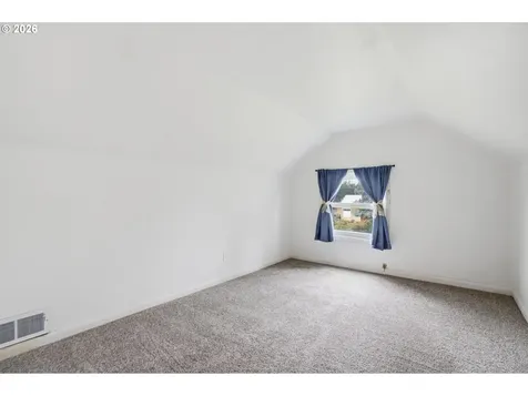 6410 SE Ogden Street Portland OR 97206