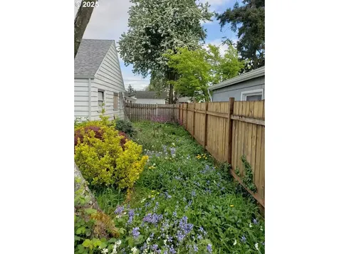 6410 SE Ogden Street Portland OR 97206
