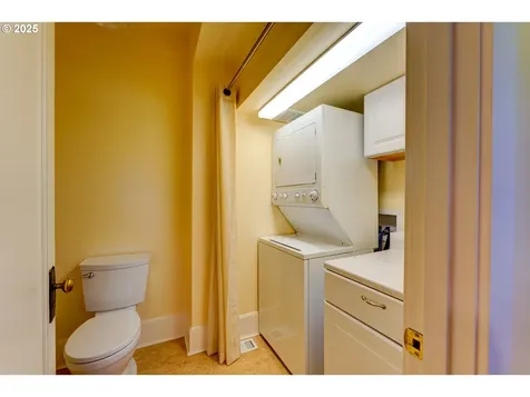 1203 SE 53rd Avenue Portland OR 97215