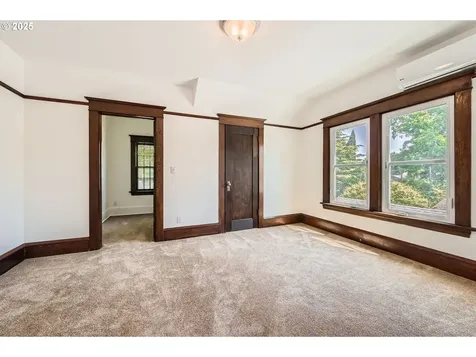 1203 SE 53rd Avenue Portland OR 97215