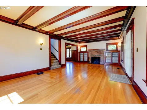 1203 SE 53rd Avenue Portland OR 97215