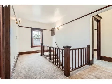 1203 SE 53rd Avenue Portland OR 97215
