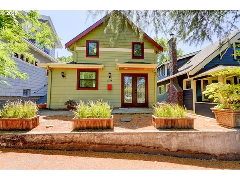 1203 SE 53rd Avenue Portland OR 97215