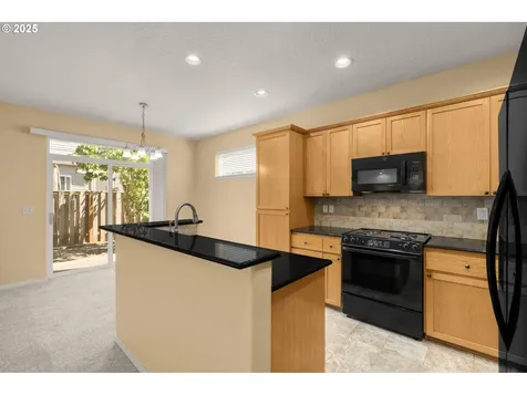532 NE Caden Avenue Hillsboro OR 97124
