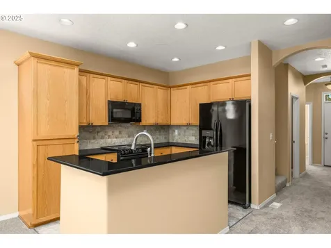 532 NE Caden Avenue Hillsboro OR 97124