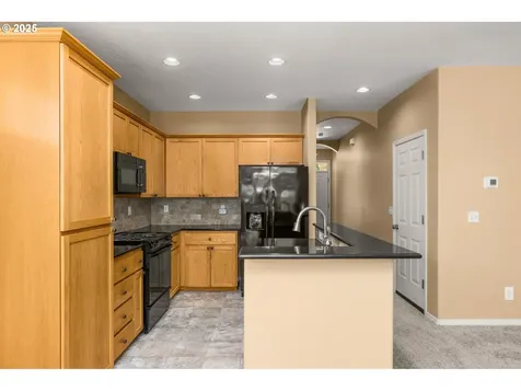 532 NE Caden Avenue Hillsboro OR 97124
